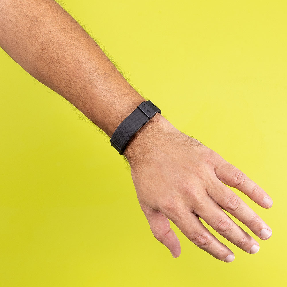 Pulseira Tecnológica Toda Preta Nano Bracelete - AKMOS ("P-M: 17cm à 19cm" e "G-GG: 20,5cm à 22cm")